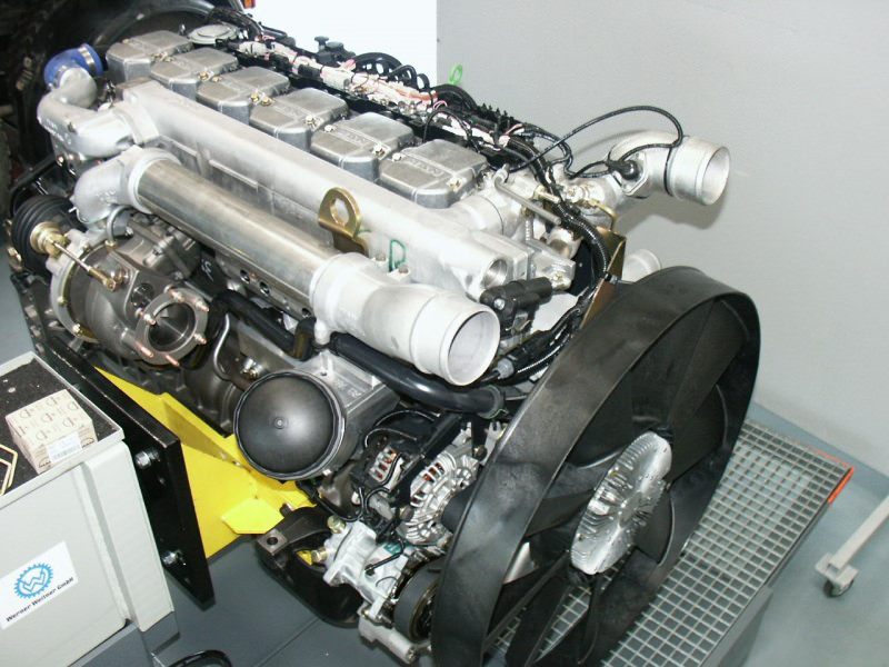 hv-1500-engine-transmission-stand-man-application-